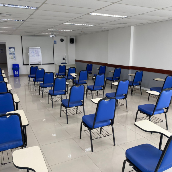 Sala Ingleses - Período de 4 horas Sábado